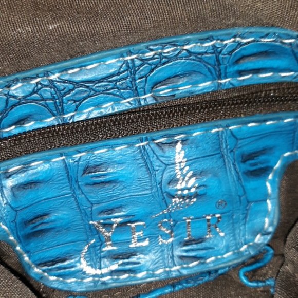 YESIR CROSSBODY BAG - Picture 3 of 13